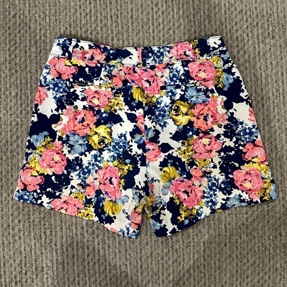 ISAAC MIZRAHI Floral Shorts, EUC! - Picture 2 of 5